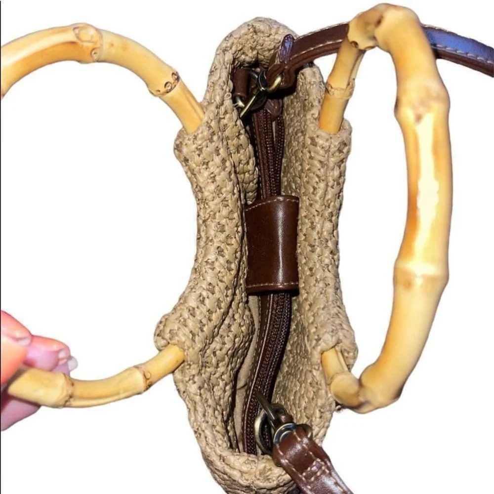 Rosetti | Cream Crocheted Purse with Bamboo handles - Picture 4 of 9